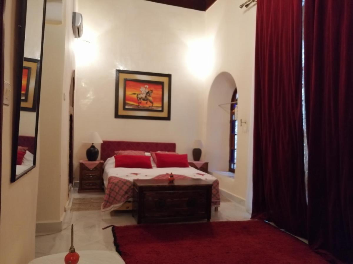 Riad Dar AlKATIB Meknès Exterior foto