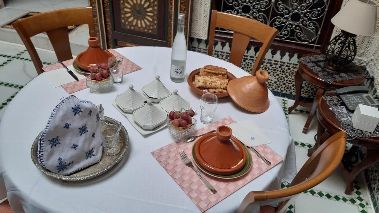 Riad Dar AlKATIB Meknès Exterior foto